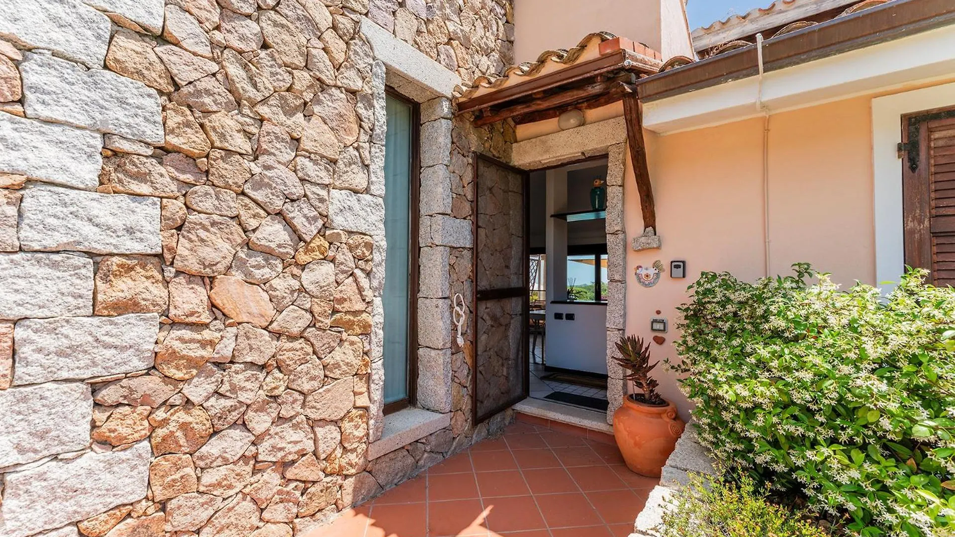 Oasi Colombina, Private Pool Vila Is Molas Villa